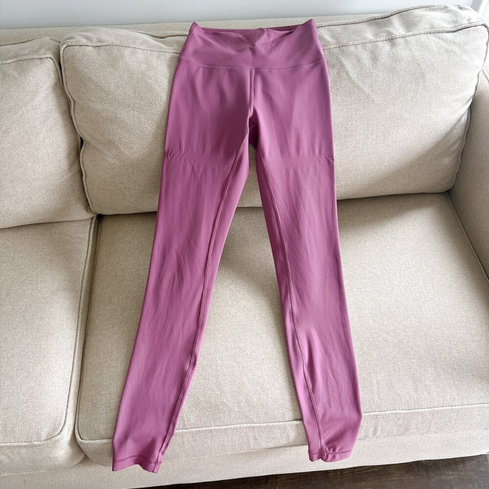 99% NEW LULULEMON WUNDER TRAIN SIZE 4